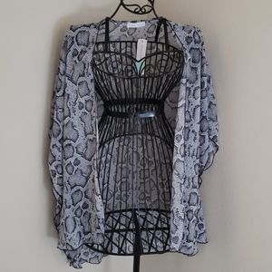 New Stitch Fix Snakeprint kimono